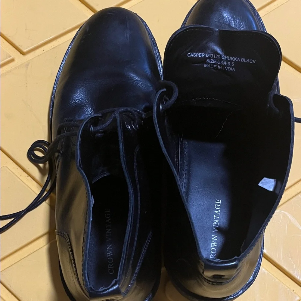 Crown Vintage Men's Black Chukka Boots